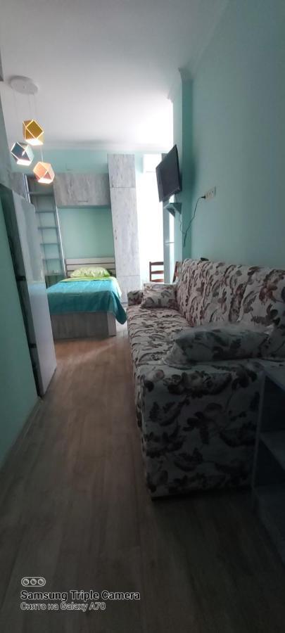 Студия Радуга У Моря Колхида Batumi Exterior photo